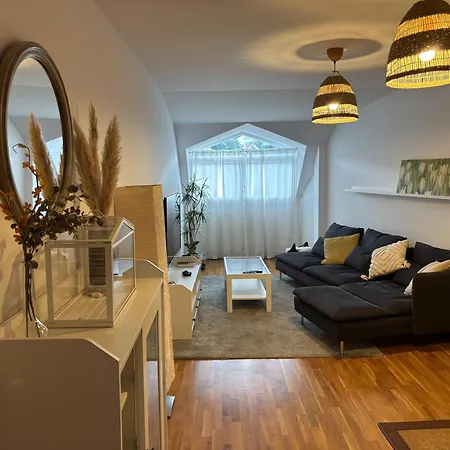 Quarto em Acomodações Particulares Grupo Gontad Piso A Telleira