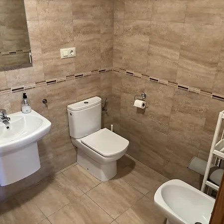 Grupo Gontad Piso Homestay *